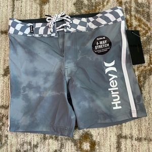 Hurley little boys swim trunks size 4 NWT